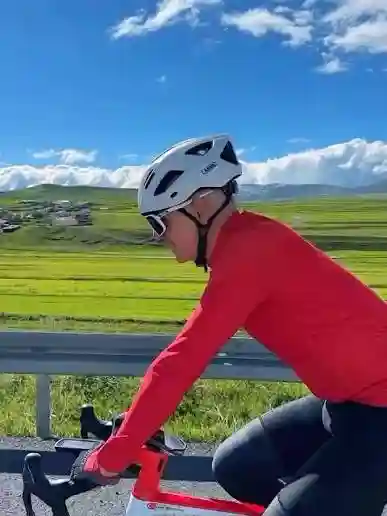 Tayt giyen Vali görevden alındı