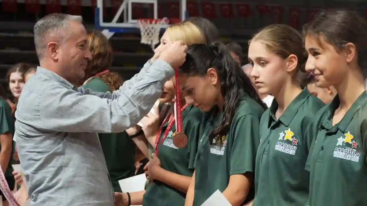 Anadolu Yıldızlar Ligi Basketbol Şampiyonası Sona Erdi: Şampiyonlar Belli Oldu